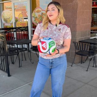 ⚽️ El balón rueda… nosotros ponemos la comida. 🌮🔥 En El Gordo tenemos todo lo que necesitas: tacos, burritos, nachos y mucho más. 🌮🔥
📍Te esperamos en nuestras ubicaciones de Arizona. 👇 ¿A qué equipo estás apoyando en el Mundial?